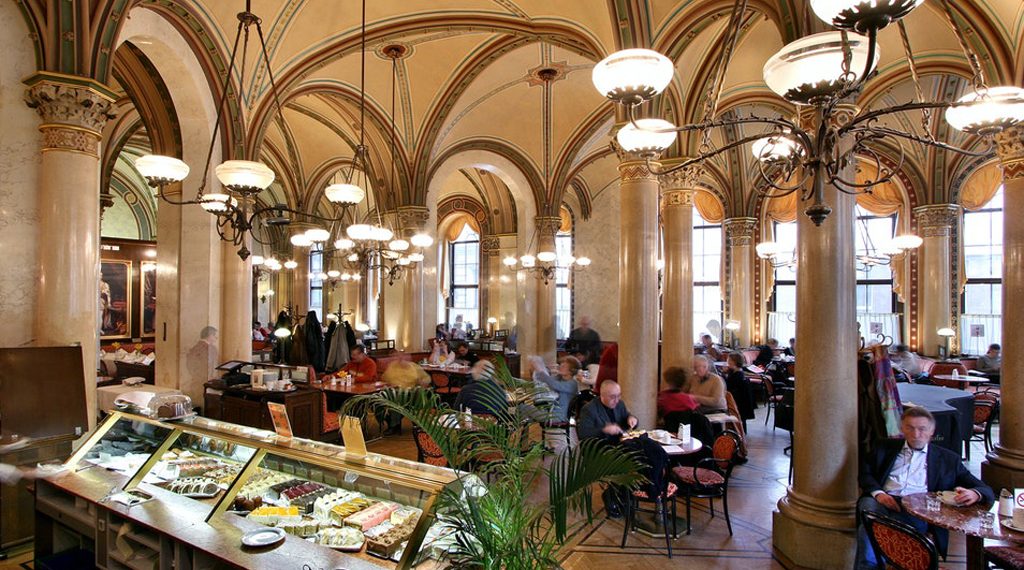 La cafea pe cheltuiala primăriei