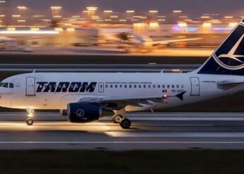 TAROM revine cu zboruri interne