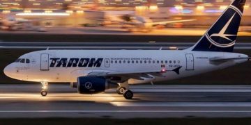 TAROM revine cu zboruri interne