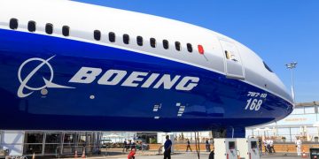 Efectele COVID-19 la Boeing! Compania concediază 12 mii de oameni