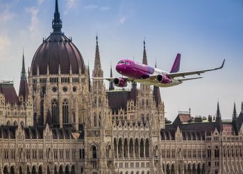 La loc comanda! Companiile aeriene low-cost revin asupra deciziilor