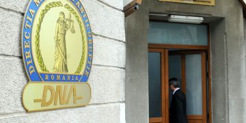 DNA: 33 de dosare penale privind achiziţiile în sănătate