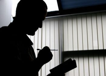 Ce mică e lumea! De la cine a cerut polițistul peste 1 milion de euro