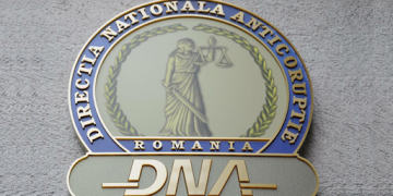 Avocat trimis în judecată pentru trafic de influenţă. Ar fi cerut 50.000 de euro ca să intervină pe lângă magistraţi ai ÎCCJ
