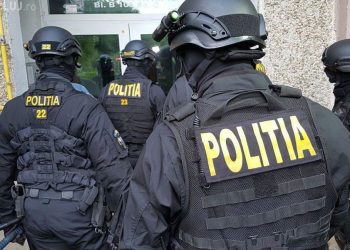 Descinderi ale procurorilor DIICOT în cazul unui grup de traficanţi. 8 persoane au fost reţinute
