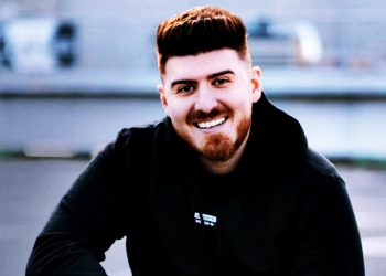 Vloggerul „Colo” reţinut de Poliţie. Acesta a instigat la violarea minorelor