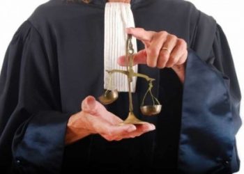 Corp de avocaţi pentru combaterea practicării ilegale a profesiei