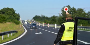 „Este timpul să vă deschideți!” Comisia Europeană cere ţărilor membre UE să ridice toate restricţiile la frontiere