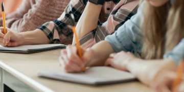 Mâine încep înscrierile pentru Evaluarea Naţională. Care este calendarul examenelor