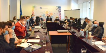 Ministerul Economiei, Energiei şi Mediului de Afaceri, mediator în discuţiile dintre proprietarii centrelor comerciale şi chiriaşii acestora