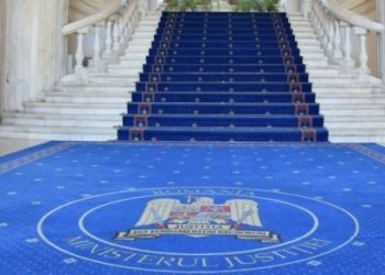Schimbări în Ministerul Justiţiei | Comisii de elaborare a proiectelor de coduri,  consilieri onorifici, posibilitatea ministrului de a sesiza Inspecţia Judiciară