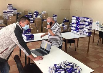 189.000 de măşti de protecţie, distribuite de Inspectoratul Şcolar în şcolile din Bihor