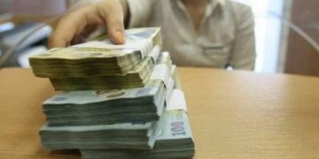 Senatul a respins proiectul privind impozitarea pensiilor speciale