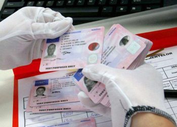Permisele de conducere şi certificatele de înmatriculare, mai scumpe