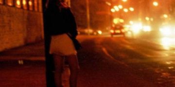 Rețineri într-un dosar de proxenetism și pornografie infantilă