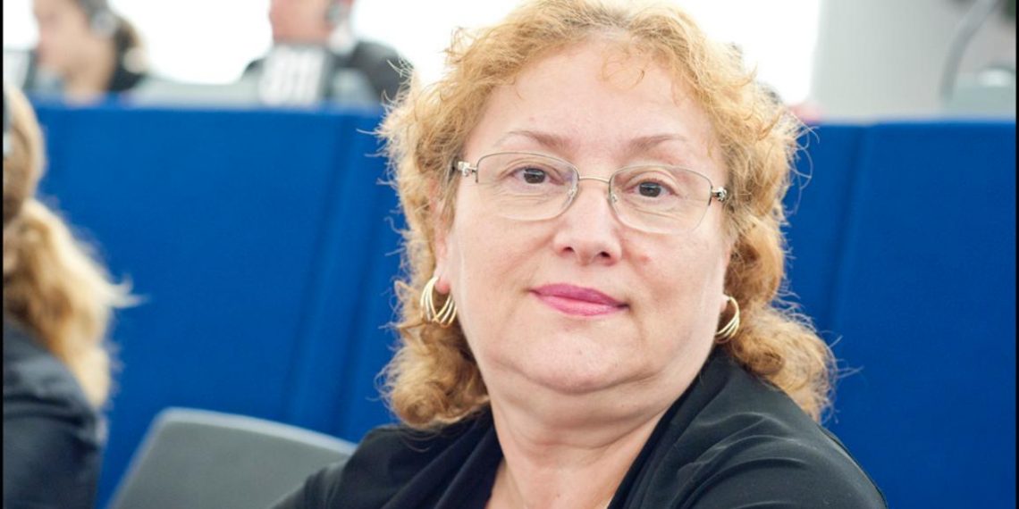 Avocatul Poporului monitorizează respectarea drepturilor pacienţilor din spitalele COVID