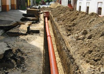 54% dintre români au acces la sisteme de canalizare. Diferența uriașă dintre orașe și sate