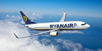 Din iulie, Ryanair reia zborurile şi reduce preţurile