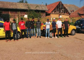 Taximetriști transformați în călăuze pentru migranți