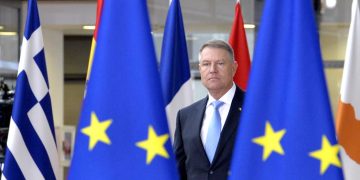 După 4 zile şi 4 nopţi de negocieri la Bruxelles, România a obţinut aproape 80 miliarde de euro