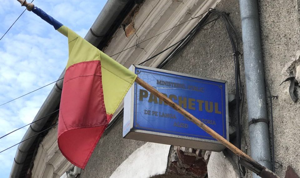 Un procuror evidențiat, în 2011, ”pentru merite deosebite”, delegat la șefia Parchetului Aleșd