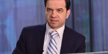 Critici după aprobarea Ghidului Onorariilor minimale: ”reguli anticoncurențiale, interzise prin obiectul lor, prețuri mari pentru justițiabili”