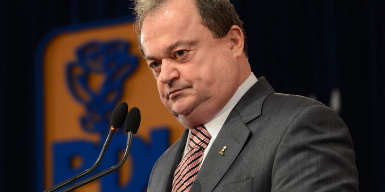 Procesul în care Vasile Blaga e acuzat de trafic de influența se va rejudeca. Curtea de Apel București a desființat decizia de achitare a europarlamentarului