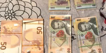 1,6 milioane de euro din fraude online, spălaţi cu ajutorul unor „cărăuşi de bani”