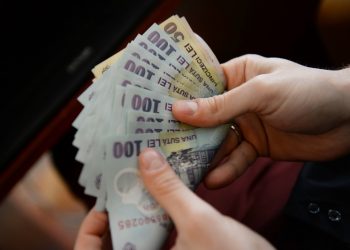 Câți bani le mai oferă șoferii polițiștilor pentru a scăpa de pedepse?