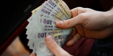 Câți bani le mai oferă șoferii polițiștilor pentru a scăpa de pedepse?