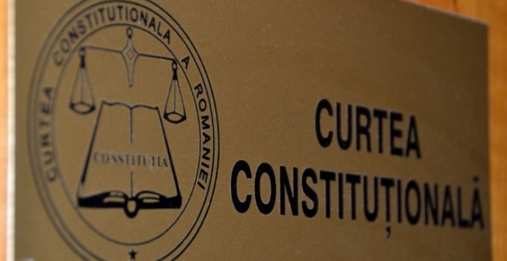 CCR: definirea şefului SIIJ ca „procuror ierarhic superior” şi reglementarea competenței SIIJ referitoare la promovarea și retragerea căilor de atac, neconstituţionale