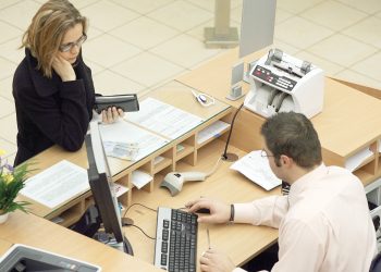 BNR: Cei raportați la Centrala Riscului de Credit pentru amânarea creditelor nu vor avea probleme cu băncile