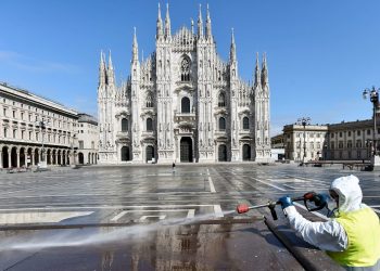 Italia introduce carantina pentru români