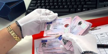 3.000 de euro pentru un permis străin fals. Cum erau ”spălate” documentele și cine le cumpăra