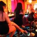 Club clandestin pentru consum de droguri și prostituție, frecventat de polițiști, funcționari, patroni și interlopi
