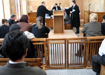Unul din 10 posturi de judecător din România este vacant