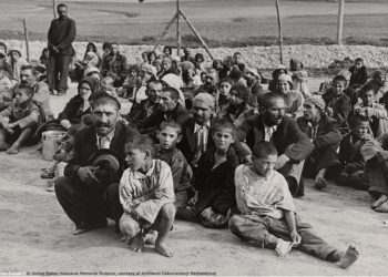 Două noi zile de comemorare | Una, în amintirea victimelor deportărilor din timpul comuniștilor, cealaltă – Holocaustului împotriva romilor