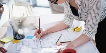 Profesioniștii organizați ca PFA și II sau cu drepturi de autor pot cere indemnizație de sprijin COVID și pentru luna iunie