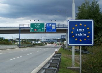 Cehia pune România pe ”lista roșie”. Belgia impune autoizolarea pentru cei ce vin din 27 de județe ale țării