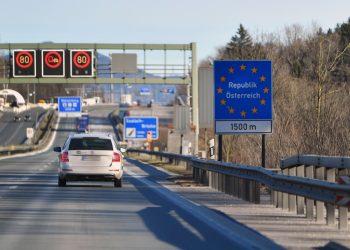 ATENȚIONARE a Ministerului de Externe: călătoriile neesențiale în străinătate, de EVITAT