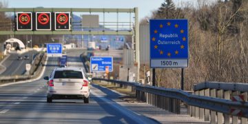 ATENȚIONARE a Ministerului de Externe: călătoriile neesențiale în străinătate, de EVITAT