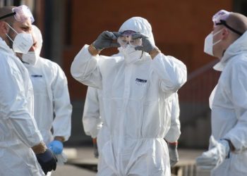 Anchetă DNA | Trafic de influență de peste 400.000 de lei pentru achiziția de echipamente anti-COVID