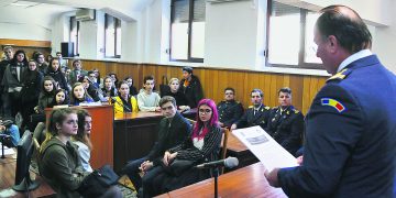 Şeful Direcţiei instanţelor militare a fost trecut în rezervă