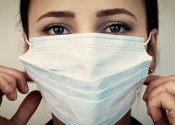 Prima localitate din Bihor în care este obligatorie purtarea măștii în spații deschise