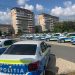 Suspecți IZOLAȚI printr-un separator pe bancheta din spate a noilor mașini primite de Poliția Bihor