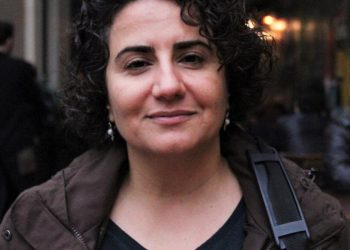 Avocați români, moment de RECULEGERE în memoria avocatei turce moartă după 238 de zile de greva foamei