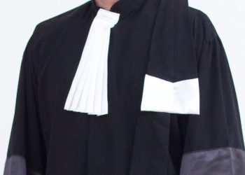 ÎCCJ a respins cererea de recurs în casație a unui clujean acuzat de exercitarea FĂRĂ DREPT a profesiei de AVOCAT
