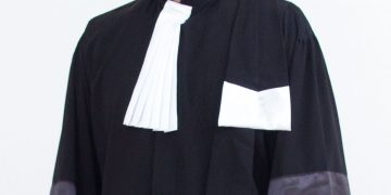 ÎCCJ a respins cererea de recurs în casație a unui clujean acuzat de exercitarea FĂRĂ DREPT a profesiei de AVOCAT