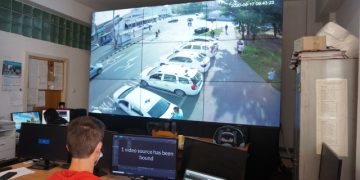 Oradea, sub supraveghere | Peste 440 de camere video au fost montate în oraș. Un soft va monitoriza ”posibile acțiuni ostile”