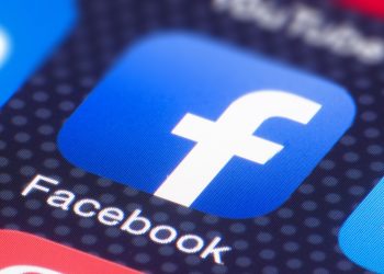 Facebook, învins în instanță de un deputat român |  Judecătorii au obligat rețeaua să șteargă contul fals creat în numele parlamentarului